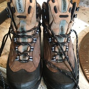 Sorel winter lace up boots size 7